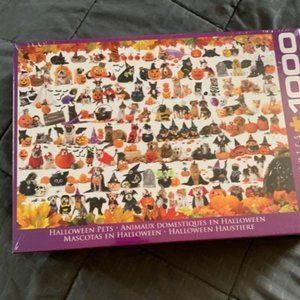 EuroGraphics Halloween Pets 1000-Piece Puzzle